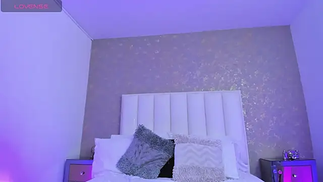 KaylieBrooks online show from 20, 12, 2025