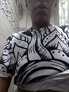 Snapshot of Kristal_Bronw_Lawren chatting on 10, 9, 2025 Kristal Bronw Lawren online show from 10, 9, 2025