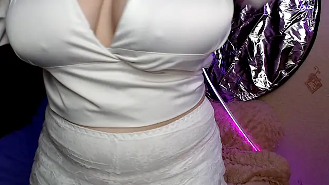 MillyBoo0 online show from 3, 12, 2025