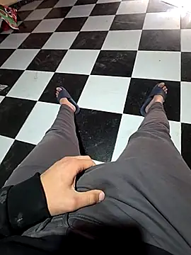 anis3g4 online show from 17, 4, 2026