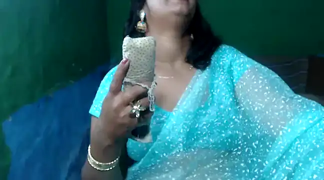 DearKimmi online show from 8, 3, 2025