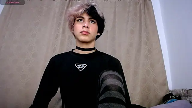 DaraKat18 online show from 21, 4, 2026