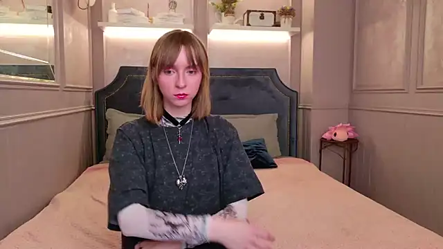 Beverly Gomes online show from 9, 5, 2026