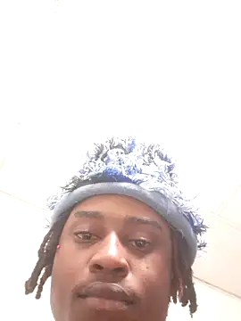 Snapshot of DarkSkinStroker chatting on 5, 11, 2025 DarkSkinStroker online show from 5, 11, 2025