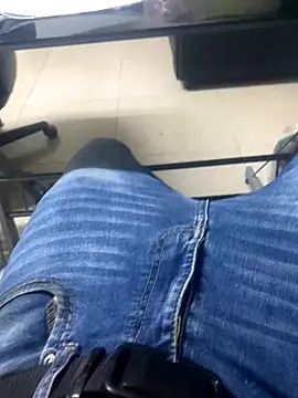 Chico031289 online show from 21, 10, 2025