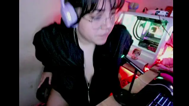 PinkDenial online show from 14, 9, 2025