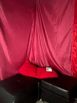 Dark chanel online show from 1, 11, 2025