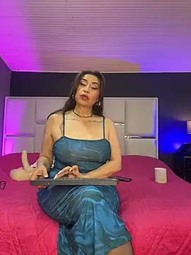 Samantha Milf   online show from 6, 1, 2026