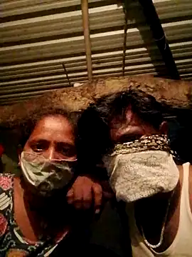 Snapshot of CUTE-004 chatting on 23, 9, 2025 CUTE-004 online show from 23, 9, 2025