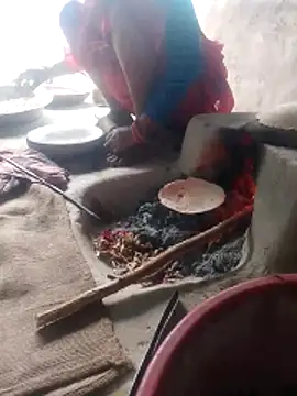 Snapshot of CUTE-004 chatting on 1, 2, 2026 CUTE-004 online show from 1, 2, 2026