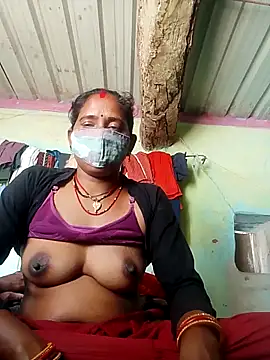 Snapshot of CUTE-004 chatting on 3, 3, 2026 CUTE-004 online show from 3, 3, 2026