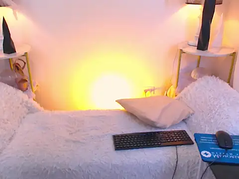 Alluring Carmela online show from 2, 2, 2026