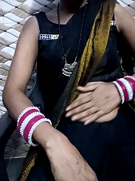 Snapshot of Bhabhilux2025 chatting on 15, 9, 2025 Bhabhilux2025 online show from 15, 9, 2025