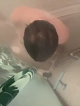 Snapshot of Badking9377 chatting on 5, 1, 2026 Badking9377 online show from 5, 1, 2026