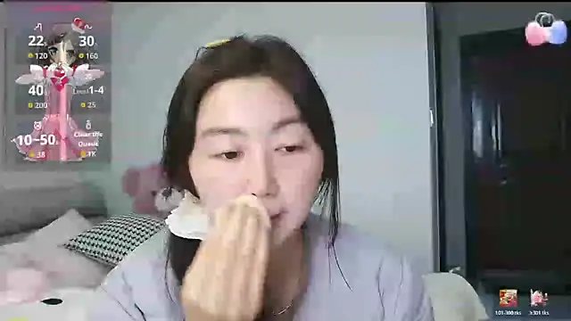 Snapshot of Diva_VVN chatting on 8, 4, 2026 Diva VVN online show from 8, 4, 2026