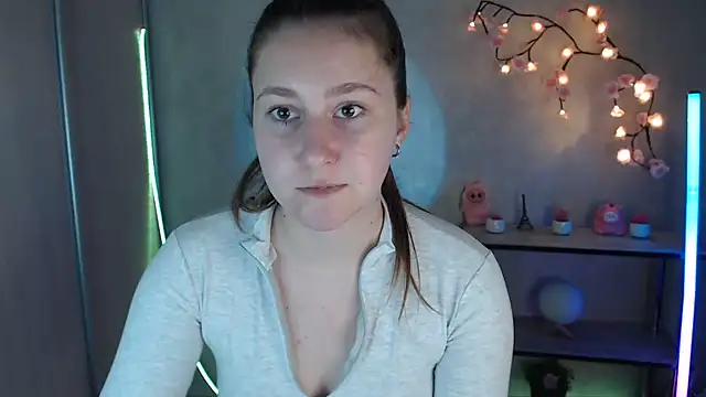 Snapshot of Milka_kamila chatting on 12, 6, 2026 Milka kamila online show from 12, 6, 2026