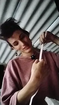 Moira-Hot online show from 12, 11, 2025