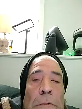 Snapshot of orcajaws52 chatting on 1, 4, 2026 orcajaws52 online show from 1, 4, 2026