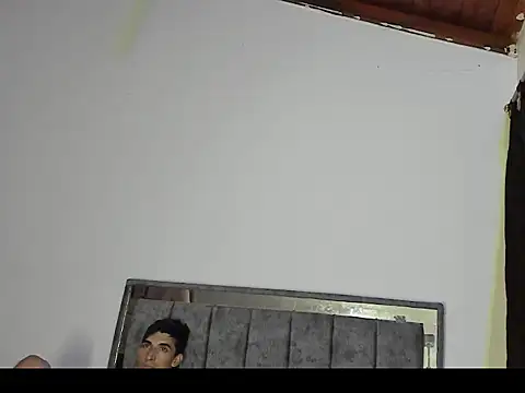 Snapshot of Golosa_hard_sex chatting on 8, 11, 2025 Golosa hard sex online show from 8, 11, 2025