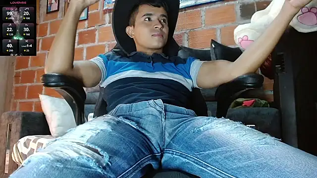 Snapshot of DayroDuran chatting on 8, 2, 2026 DayroDuran online show from 8, 2, 2026