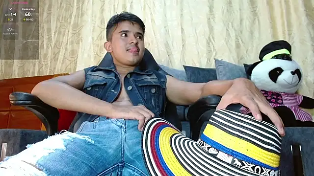 Snapshot of DayroDuran chatting on 16, 5, 2026 DayroDuran online show from 16, 5, 2026