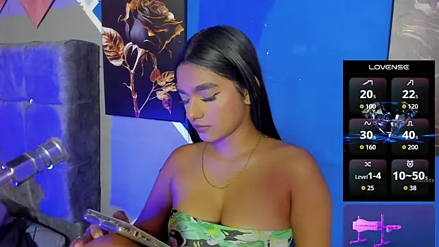 Snapshot of lau-hot chatting on 12, 3, 2026 lau-hot online show from 12, 3, 2026