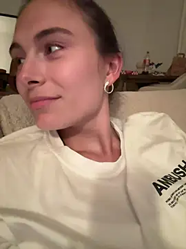 Snapshot of SophiiaStarr chatting on 7, 6, 2026 SophiiaStarr online show from 7, 6, 2026