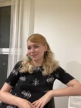 Snapshot of AnyaHellCat chatting on 1, 10, 2025 AnyaHellCat online show from 1, 10, 2025