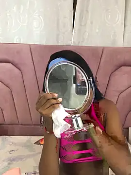 MarianRosse online show from 5, 11, 2025