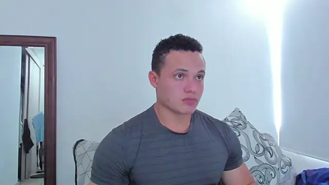 Snapshot of KingLevi01 chatting on 13, 5, 2026 KingLevi01 online show from 13, 5, 2026