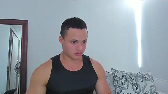 Snapshot of KingLevi01 chatting on 26, 6, 2026 KingLevi01 online show from 26, 6, 2026