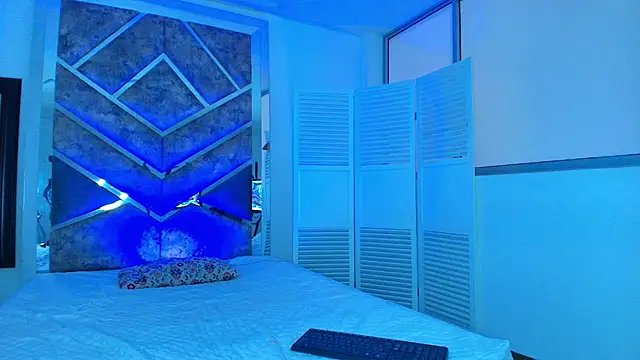 Snapshot of THAMARA_ANGELLS chatting on 24, 9, 2025 THAMARA ANGELLS online show from 24, 9, 2025