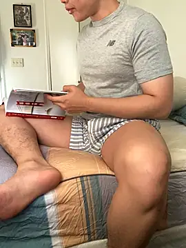 Snapshot of Pikachu19yo chatting on 2, 11, 2025 Pikachu19yo online show from 2, 11, 2025