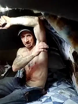 Mrluckstick online show from 12, 4, 2026