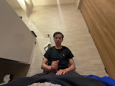 Snapshot of hornymagicalonso chatting on 4, 3, 2026 hornymagicalonso online show from 4, 3, 2026