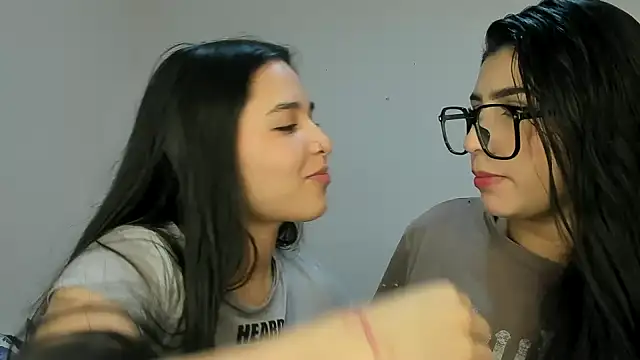 Snapshot of Sweet_and_Rous0 chatting on 19, 1, 2026 Sweet and Rous0 online show from 19, 1, 2026