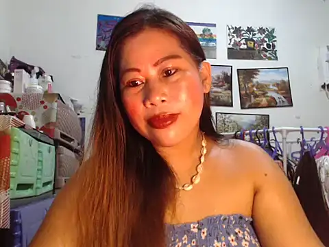 filipina beauty online show from 28, 10, 2025