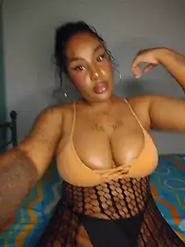 Snapshot of Queen_Amara chatting on 29, 7, 2026 Queen Amara online show from 29, 7, 2026