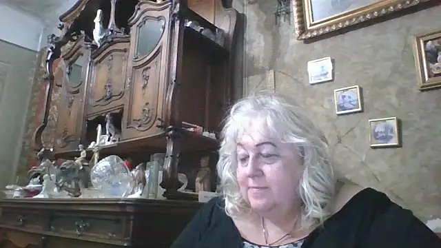 Lala-Love56 online show from 12, 5, 2026