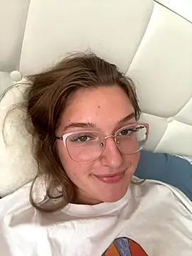 Snapshot of Bellatrisssaa chatting on 13, 9, 2025 Bellatrisssaa online show from 13, 9, 2025