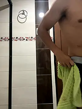 Snapshot of 0anonimo_bottom1 chatting on 10, 9, 2025 0anonimo bottom1 online show from 10, 9, 2025