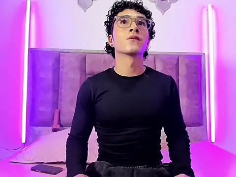 Snapshot of 0anonimo_bottom1 chatting on 25, 9, 2025 0anonimo bottom1 online show from 25, 9, 2025