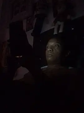 Snapshot of elpeluchenegroxxx3 chatting on 9, 10, 2025 elpeluchenegroxxx3 online show from 9, 10, 2025