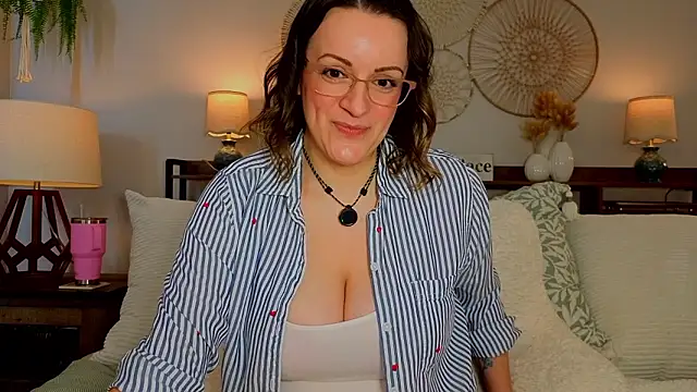 BigBoobsMcGee online show from 25, 3, 2026