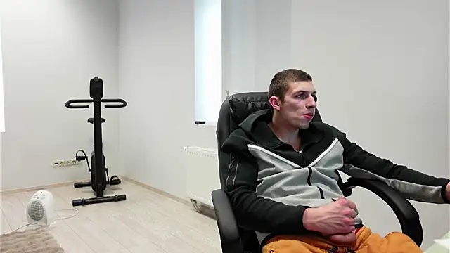 Ryan Dozer online show from 18, 4, 2026