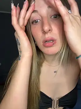 Sashailardi online show from 8, 10, 2025