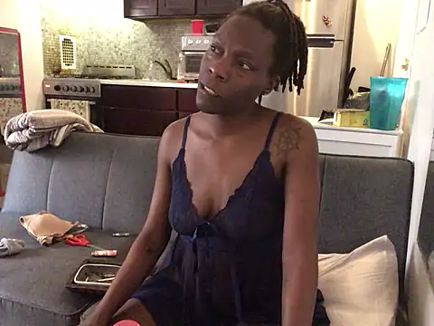 Snapshot of littyleesh1 chatting on 20, 5, 2026 littyleesh1 online show from 20, 5, 2026