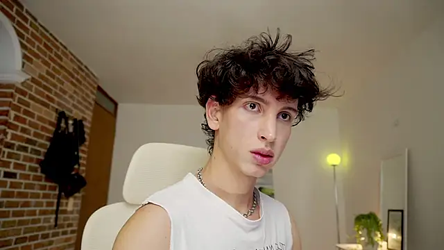 Snapshot of boream chatting on 23, 10, 2025 boream online show from 23, 10, 2025