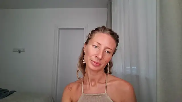 Snapshot of Paevoa chatting on 12, 9, 2025 Paevoa online show from 12, 9, 2025