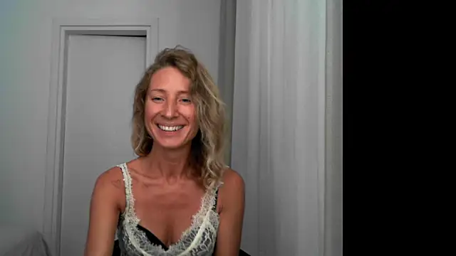 Snapshot of Paevoa chatting on 26, 9, 2025 Paevoa online show from 26, 9, 2025